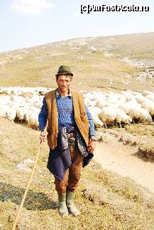 [P56] Domnu' Marian » foto by gregorio
 - 
<span class="allrVoted glyphicon glyphicon-heart hidden" id="av452741"></span>
<a class="m-l-10 hidden" id="sv452741" onclick="voting_Foto_DelVot(,452741,4076)" role="button">șterge vot <span class="glyphicon glyphicon-remove"></span></a>
<a id="v9452741" class=" c-red"  onclick="voting_Foto_SetVot(452741)" role="button"><span class="glyphicon glyphicon-heart-empty"></span> <b>LIKE</b> = Votează poza</a> <img class="hidden"  id="f452741W9" src="/imagini/loader.gif" border="0" /><span class="AjErrMes hidden" id="e452741ErM"></span>