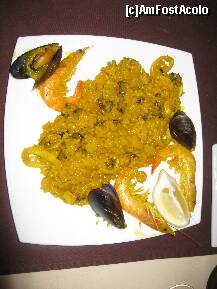 [P01] Paella Mariscos la Restaurant Alioli » foto by Zumza
 - 
<span class="allrVoted glyphicon glyphicon-heart hidden" id="av197819"></span>
<a class="m-l-10 hidden" id="sv197819" onclick="voting_Foto_DelVot(,197819,4083)" role="button">șterge vot <span class="glyphicon glyphicon-remove"></span></a>
<a id="v9197819" class=" c-red"  onclick="voting_Foto_SetVot(197819)" role="button"><span class="glyphicon glyphicon-heart-empty"></span> <b>LIKE</b> = Votează poza</a> <img class="hidden"  id="f197819W9" src="/imagini/loader.gif" border="0" /><span class="AjErrMes hidden" id="e197819ErM"></span>