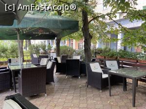 [P36] Restaurant Casa Myt - o parte a terasei » foto by nicole33
 - 
<span class="allrVoted glyphicon glyphicon-heart hidden" id="av1318567"></span>
<a class="m-l-10 hidden" id="sv1318567" onclick="voting_Foto_DelVot(,1318567,4083)" role="button">șterge vot <span class="glyphicon glyphicon-remove"></span></a>
<a id="v91318567" class=" c-red"  onclick="voting_Foto_SetVot(1318567)" role="button"><span class="glyphicon glyphicon-heart-empty"></span> <b>LIKE</b> = Votează poza</a> <img class="hidden"  id="f1318567W9" src="/imagini/loader.gif" border="0" /><span class="AjErrMes hidden" id="e1318567ErM"></span>
