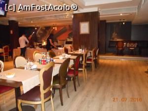[P07] Ristorante La Mia Musica - Se fac pregătiri în așteptarea oaspeților.  » foto by iulianic
 - 
<span class="allrVoted glyphicon glyphicon-heart hidden" id="av766336"></span>
<a class="m-l-10 hidden" id="sv766336" onclick="voting_Foto_DelVot(,766336,4083)" role="button">șterge vot <span class="glyphicon glyphicon-remove"></span></a>
<a id="v9766336" class=" c-red"  onclick="voting_Foto_SetVot(766336)" role="button"><span class="glyphicon glyphicon-heart-empty"></span> <b>LIKE</b> = Votează poza</a> <img class="hidden"  id="f766336W9" src="/imagini/loader.gif" border="0" /><span class="AjErrMes hidden" id="e766336ErM"></span>