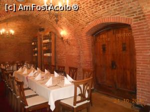 [P12] Crama Domnească - Crama. Dincolo de ușă este vinoteca.  » foto by iulianic
 - 
<span class="allrVoted glyphicon glyphicon-heart hidden" id="av804374"></span>
<a class="m-l-10 hidden" id="sv804374" onclick="voting_Foto_DelVot(,804374,4083)" role="button">șterge vot <span class="glyphicon glyphicon-remove"></span></a>
<a id="v9804374" class=" c-red"  onclick="voting_Foto_SetVot(804374)" role="button"><span class="glyphicon glyphicon-heart-empty"></span> <b>LIKE</b> = Votează poza</a> <img class="hidden"  id="f804374W9" src="/imagini/loader.gif" border="0" /><span class="AjErrMes hidden" id="e804374ErM"></span>