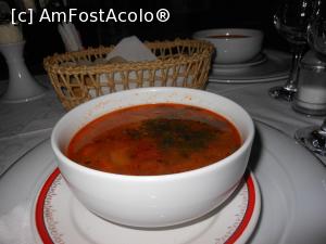 [P11] Restaurant Crilis - Ciorba de legume asezonată cu verdeață proaspătă.  » foto by iulianic
 - 
<span class="allrVoted glyphicon glyphicon-heart hidden" id="av1042898"></span>
<a class="m-l-10 hidden" id="sv1042898" onclick="voting_Foto_DelVot(,1042898,4083)" role="button">șterge vot <span class="glyphicon glyphicon-remove"></span></a>
<a id="v91042898" class=" c-red"  onclick="voting_Foto_SetVot(1042898)" role="button"><span class="glyphicon glyphicon-heart-empty"></span> <b>LIKE</b> = Votează poza</a> <img class="hidden"  id="f1042898W9" src="/imagini/loader.gif" border="0" /><span class="AjErrMes hidden" id="e1042898ErM"></span>