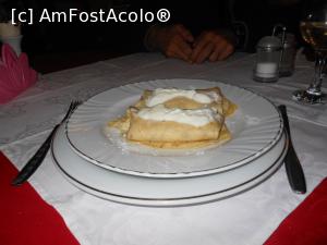 [P18] Restaurant Crilis - Clătite brașovene, porția mea.  » foto by iulianic
 - 
<span class="allrVoted glyphicon glyphicon-heart hidden" id="av1042906"></span>
<a class="m-l-10 hidden" id="sv1042906" onclick="voting_Foto_DelVot(,1042906,4083)" role="button">șterge vot <span class="glyphicon glyphicon-remove"></span></a>
<a id="v91042906" class=" c-red"  onclick="voting_Foto_SetVot(1042906)" role="button"><span class="glyphicon glyphicon-heart-empty"></span> <b>LIKE</b> = Votează poza</a> <img class="hidden"  id="f1042906W9" src="/imagini/loader.gif" border="0" /><span class="AjErrMes hidden" id="e1042906ErM"></span>
