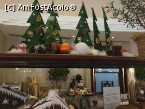 [P09] Braseria Corso-Decoratiuni de Craciun.  » foto by Floria
 - 
<span class="allrVoted glyphicon glyphicon-heart hidden" id="av825192"></span>
<a class="m-l-10 hidden" id="sv825192" onclick="voting_Foto_DelVot(,825192,4083)" role="button">șterge vot <span class="glyphicon glyphicon-remove"></span></a>
<a id="v9825192" class=" c-red"  onclick="voting_Foto_SetVot(825192)" role="button"><span class="glyphicon glyphicon-heart-empty"></span> <b>LIKE</b> = Votează poza</a> <img class="hidden"  id="f825192W9" src="/imagini/loader.gif" border="0" /><span class="AjErrMes hidden" id="e825192ErM"></span>