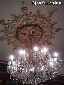 [P17] Hotel Capsa - decoratiunea de pe tevan a fost refacuta dupa modelul initial » foto by Diaura*
 - 
<span class="allrVoted glyphicon glyphicon-heart hidden" id="av112319"></span>
<a class="m-l-10 hidden" id="sv112319" onclick="voting_Foto_DelVot(,112319,4083)" role="button">șterge vot <span class="glyphicon glyphicon-remove"></span></a>
<a id="v9112319" class=" c-red"  onclick="voting_Foto_SetVot(112319)" role="button"><span class="glyphicon glyphicon-heart-empty"></span> <b>LIKE</b> = Votează poza</a> <img class="hidden"  id="f112319W9" src="/imagini/loader.gif" border="0" /><span class="AjErrMes hidden" id="e112319ErM"></span>