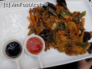 [P16] Copacul cu furnici din lemn cu urechi. Na, că m-am încurcat în crengi! <p> Urechi de lemn cu furnici în copac! E mai bine?  » foto by Zoazore
 - 
<span class="allrVoted glyphicon glyphicon-heart hidden" id="av960081"></span>
<a class="m-l-10 hidden" id="sv960081" onclick="voting_Foto_DelVot(,960081,4083)" role="button">șterge vot <span class="glyphicon glyphicon-remove"></span></a>
<a id="v9960081" class=" c-red"  onclick="voting_Foto_SetVot(960081)" role="button"><span class="glyphicon glyphicon-heart-empty"></span> <b>LIKE</b> = Votează poza</a> <img class="hidden"  id="f960081W9" src="/imagini/loader.gif" border="0" /><span class="AjErrMes hidden" id="e960081ErM"></span>