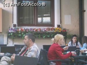 [P02] Lume multă, flori multe, atmosferă frumoasă.  » foto by Zoazore
 - 
<span class="allrVoted glyphicon glyphicon-heart hidden" id="av960066"></span>
<a class="m-l-10 hidden" id="sv960066" onclick="voting_Foto_DelVot(,960066,4083)" role="button">șterge vot <span class="glyphicon glyphicon-remove"></span></a>
<a id="v9960066" class=" c-red"  onclick="voting_Foto_SetVot(960066)" role="button"><span class="glyphicon glyphicon-heart-empty"></span> <b>LIKE</b> = Votează poza</a> <img class="hidden"  id="f960066W9" src="/imagini/loader.gif" border="0" /><span class="AjErrMes hidden" id="e960066ErM"></span>