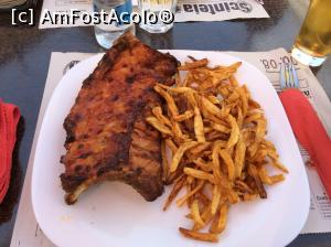 [P35] Gastropub '80 - '90 - Portia mea de coaste cu cartofi prajiti » foto by mishu
 - 
<span class="allrVoted glyphicon glyphicon-heart hidden" id="av771447"></span>
<a class="m-l-10 hidden" id="sv771447" onclick="voting_Foto_DelVot(,771447,4083)" role="button">șterge vot <span class="glyphicon glyphicon-remove"></span></a>
<a id="v9771447" class=" c-red"  onclick="voting_Foto_SetVot(771447)" role="button"><span class="glyphicon glyphicon-heart-empty"></span> <b>LIKE</b> = Votează poza</a> <img class="hidden"  id="f771447W9" src="/imagini/loader.gif" border="0" /><span class="AjErrMes hidden" id="e771447ErM"></span>