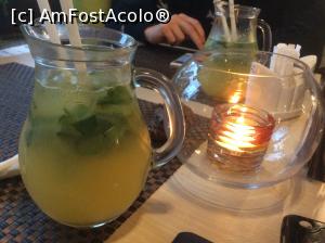 [P11] Restaurant 'Le Boutique'- cine nu poate bere trece pe limonada, iar pentru atmosfera o lumanarica aprinsa pe masa » foto by mishu
 - 
<span class="allrVoted glyphicon glyphicon-heart hidden" id="av843306"></span>
<a class="m-l-10 hidden" id="sv843306" onclick="voting_Foto_DelVot(,843306,4083)" role="button">șterge vot <span class="glyphicon glyphicon-remove"></span></a>
<a id="v9843306" class=" c-red"  onclick="voting_Foto_SetVot(843306)" role="button"><span class="glyphicon glyphicon-heart-empty"></span> <b>LIKE</b> = Votează poza</a> <img class="hidden"  id="f843306W9" src="/imagini/loader.gif" border="0" /><span class="AjErrMes hidden" id="e843306ErM"></span>