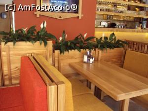 [P12] Restaurantul La Plăcinte Titulescu - interiorul.  » foto by Carmen Ion
 - 
<span class="allrVoted glyphicon glyphicon-heart hidden" id="av765922"></span>
<a class="m-l-10 hidden" id="sv765922" onclick="voting_Foto_DelVot(,765922,4083)" role="button">șterge vot <span class="glyphicon glyphicon-remove"></span></a>
<a id="v9765922" class=" c-red"  onclick="voting_Foto_SetVot(765922)" role="button"><span class="glyphicon glyphicon-heart-empty"></span> <b>LIKE</b> = Votează poza</a> <img class="hidden"  id="f765922W9" src="/imagini/loader.gif" border="0" /><span class="AjErrMes hidden" id="e765922ErM"></span>