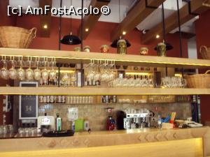 [P13] Restaurantul La Plăcinte Titulescu - interiorul.  » foto by Carmen Ion
 - 
<span class="allrVoted glyphicon glyphicon-heart hidden" id="av765923"></span>
<a class="m-l-10 hidden" id="sv765923" onclick="voting_Foto_DelVot(,765923,4083)" role="button">șterge vot <span class="glyphicon glyphicon-remove"></span></a>
<a id="v9765923" class=" c-red"  onclick="voting_Foto_SetVot(765923)" role="button"><span class="glyphicon glyphicon-heart-empty"></span> <b>LIKE</b> = Votează poza</a> <img class="hidden"  id="f765923W9" src="/imagini/loader.gif" border="0" /><span class="AjErrMes hidden" id="e765923ErM"></span>