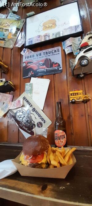 [P07] Cel mai bun burger ever » foto by vladix18
 - 
<span class="allrVoted glyphicon glyphicon-heart hidden" id="av1436318"></span>
<a class="m-l-10 hidden" id="sv1436318" onclick="voting_Foto_DelVot(,1436318,4083)" role="button">șterge vot <span class="glyphicon glyphicon-remove"></span></a>
<a id="v91436318" class=" c-red"  onclick="voting_Foto_SetVot(1436318)" role="button"><span class="glyphicon glyphicon-heart-empty"></span> <b>LIKE</b> = Votează poza</a> <img class="hidden"  id="f1436318W9" src="/imagini/loader.gif" border="0" /><span class="AjErrMes hidden" id="e1436318ErM"></span>