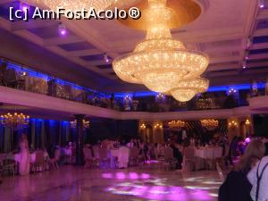 [P15] Sala de bal. Un moment de respiro.  » foto by cristina47*
 - 
<span class="allrVoted glyphicon glyphicon-heart hidden" id="av858122"></span>
<a class="m-l-10 hidden" id="sv858122" onclick="voting_Foto_DelVot(,858122,4083)" role="button">șterge vot <span class="glyphicon glyphicon-remove"></span></a>
<a id="v9858122" class=" c-red"  onclick="voting_Foto_SetVot(858122)" role="button"><span class="glyphicon glyphicon-heart-empty"></span> <b>LIKE</b> = Votează poza</a> <img class="hidden"  id="f858122W9" src="/imagini/loader.gif" border="0" /><span class="AjErrMes hidden" id="e858122ErM"></span>
