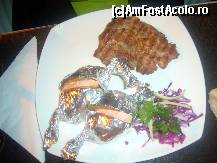[P06] Restaurantul Riviera din Bucuresti, cealalta ceafa ce porc cu cartofi in coaja » foto by magdalena
 - 
<span class="allrVoted glyphicon glyphicon-heart hidden" id="av138118"></span>
<a class="m-l-10 hidden" id="sv138118" onclick="voting_Foto_DelVot(,138118,4083)" role="button">șterge vot <span class="glyphicon glyphicon-remove"></span></a>
<a id="v9138118" class=" c-red"  onclick="voting_Foto_SetVot(138118)" role="button"><span class="glyphicon glyphicon-heart-empty"></span> <b>LIKE</b> = Votează poza</a> <img class="hidden"  id="f138118W9" src="/imagini/loader.gif" border="0" /><span class="AjErrMes hidden" id="e138118ErM"></span>