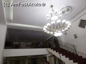 [P36] 33. Noi am stat sub balconul din capătul scării.  » foto by doinafil
 - 
<span class="allrVoted glyphicon glyphicon-heart hidden" id="av975670"></span>
<a class="m-l-10 hidden" id="sv975670" onclick="voting_Foto_DelVot(,975670,4083)" role="button">șterge vot <span class="glyphicon glyphicon-remove"></span></a>
<a id="v9975670" class=" c-red"  onclick="voting_Foto_SetVot(975670)" role="button"><span class="glyphicon glyphicon-heart-empty"></span> <b>LIKE</b> = Votează poza</a> <img class="hidden"  id="f975670W9" src="/imagini/loader.gif" border="0" /><span class="AjErrMes hidden" id="e975670ErM"></span>