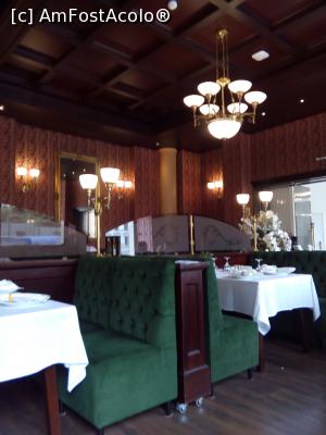 [P07] Restaurant Capitol – Bucuresti, Calea Victoriei, nr. 29 » foto by danaeldreny*
 - 
<span class="allrVoted glyphicon glyphicon-heart hidden" id="av856300"></span>
<a class="m-l-10 hidden" id="sv856300" onclick="voting_Foto_DelVot(,856300,4083)" role="button">șterge vot <span class="glyphicon glyphicon-remove"></span></a>
<a id="v9856300" class=" c-red"  onclick="voting_Foto_SetVot(856300)" role="button"><span class="glyphicon glyphicon-heart-empty"></span> <b>LIKE</b> = Votează poza</a> <img class="hidden"  id="f856300W9" src="/imagini/loader.gif" border="0" /><span class="AjErrMes hidden" id="e856300ErM"></span>