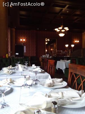 [P09] Restaurant Capitol – Bucuresti, Calea Victoriei, nr. 29 » foto by danaeldreny*
 - 
<span class="allrVoted glyphicon glyphicon-heart hidden" id="av856302"></span>
<a class="m-l-10 hidden" id="sv856302" onclick="voting_Foto_DelVot(,856302,4083)" role="button">șterge vot <span class="glyphicon glyphicon-remove"></span></a>
<a id="v9856302" class=" c-red"  onclick="voting_Foto_SetVot(856302)" role="button"><span class="glyphicon glyphicon-heart-empty"></span> <b>LIKE</b> = Votează poza</a> <img class="hidden"  id="f856302W9" src="/imagini/loader.gif" border="0" /><span class="AjErrMes hidden" id="e856302ErM"></span>