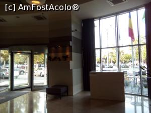[P15] Hotel Double Tree by Hilton - la parter, holul de la recepție,  » foto by danaeldreny*
 - 
<span class="allrVoted glyphicon glyphicon-heart hidden" id="av906633"></span>
<a class="m-l-10 hidden" id="sv906633" onclick="voting_Foto_DelVot(,906633,4083)" role="button">șterge vot <span class="glyphicon glyphicon-remove"></span></a>
<a id="v9906633" class=" c-red"  onclick="voting_Foto_SetVot(906633)" role="button"><span class="glyphicon glyphicon-heart-empty"></span> <b>LIKE</b> = Votează poza</a> <img class="hidden"  id="f906633W9" src="/imagini/loader.gif" border="0" /><span class="AjErrMes hidden" id="e906633ErM"></span>