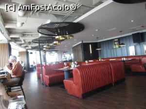 [P11] Vedere din restaurant » foto by Michi
 - 
<span class="allrVoted glyphicon glyphicon-heart hidden" id="av1241543"></span>
<a class="m-l-10 hidden" id="sv1241543" onclick="voting_Foto_DelVot(,1241543,4083)" role="button">șterge vot <span class="glyphicon glyphicon-remove"></span></a>
<a id="v91241543" class=" c-red"  onclick="voting_Foto_SetVot(1241543)" role="button"><span class="glyphicon glyphicon-heart-empty"></span> <b>LIKE</b> = Votează poza</a> <img class="hidden"  id="f1241543W9" src="/imagini/loader.gif" border="0" /><span class="AjErrMes hidden" id="e1241543ErM"></span>