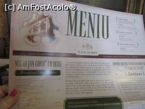 [P18] Ziarul restaurantului aşezat pe mas » foto by Michi
 - 
<span class="allrVoted glyphicon glyphicon-heart hidden" id="av865447"></span>
<a class="m-l-10 hidden" id="sv865447" onclick="voting_Foto_DelVot(,865447,4083)" role="button">șterge vot <span class="glyphicon glyphicon-remove"></span></a>
<a id="v9865447" class=" c-red"  onclick="voting_Foto_SetVot(865447)" role="button"><span class="glyphicon glyphicon-heart-empty"></span> <b>LIKE</b> = Votează poza</a> <img class="hidden"  id="f865447W9" src="/imagini/loader.gif" border="0" /><span class="AjErrMes hidden" id="e865447ErM"></span>