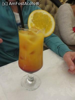 [P11] Un cocktail non-alcoolic - Restaurant Casa Bia.  » foto by tata123 🔱
 - 
<span class="allrVoted glyphicon glyphicon-heart hidden" id="av1042321"></span>
<a class="m-l-10 hidden" id="sv1042321" onclick="voting_Foto_DelVot(,1042321,4083)" role="button">șterge vot <span class="glyphicon glyphicon-remove"></span></a>
<a id="v91042321" class=" c-red"  onclick="voting_Foto_SetVot(1042321)" role="button"><span class="glyphicon glyphicon-heart-empty"></span> <b>LIKE</b> = Votează poza</a> <img class="hidden"  id="f1042321W9" src="/imagini/loader.gif" border="0" /><span class="AjErrMes hidden" id="e1042321ErM"></span>