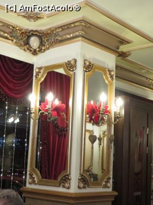[P09] Oglinzi și ornamente - Restaurant Casa Bia.  » foto by tata123 🔱
 - 
<span class="allrVoted glyphicon glyphicon-heart hidden" id="av1042319"></span>
<a class="m-l-10 hidden" id="sv1042319" onclick="voting_Foto_DelVot(,1042319,4083)" role="button">șterge vot <span class="glyphicon glyphicon-remove"></span></a>
<a id="v91042319" class=" c-red"  onclick="voting_Foto_SetVot(1042319)" role="button"><span class="glyphicon glyphicon-heart-empty"></span> <b>LIKE</b> = Votează poza</a> <img class="hidden"  id="f1042319W9" src="/imagini/loader.gif" border="0" /><span class="AjErrMes hidden" id="e1042319ErM"></span>