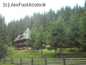 [P30] Pensiunea din padure unde am servit pranzul » foto by DaniX
 - 
<span class="allrVoted glyphicon glyphicon-heart hidden" id="av783329"></span>
<a class="m-l-10 hidden" id="sv783329" onclick="voting_Foto_DelVot(,783329,4091)" role="button">șterge vot <span class="glyphicon glyphicon-remove"></span></a>
<a id="v9783329" class=" c-red"  onclick="voting_Foto_SetVot(783329)" role="button"><span class="glyphicon glyphicon-heart-empty"></span> <b>LIKE</b> = Votează poza</a> <img class="hidden"  id="f783329W9" src="/imagini/loader.gif" border="0" /><span class="AjErrMes hidden" id="e783329ErM"></span>