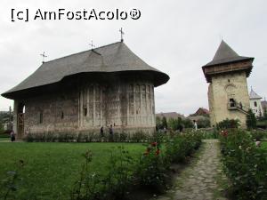 [P60] Biserica și turnul Mânăstirii Humor » foto by crismis
 - 
<span class="allrVoted glyphicon glyphicon-heart hidden" id="av784833"></span>
<a class="m-l-10 hidden" id="sv784833" onclick="voting_Foto_DelVot(,784833,4091)" role="button">șterge vot <span class="glyphicon glyphicon-remove"></span></a>
<a id="v9784833" class=" c-red"  onclick="voting_Foto_SetVot(784833)" role="button"><span class="glyphicon glyphicon-heart-empty"></span> <b>LIKE</b> = Votează poza</a> <img class="hidden"  id="f784833W9" src="/imagini/loader.gif" border="0" /><span class="AjErrMes hidden" id="e784833ErM"></span>