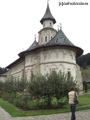 [P44]  -- <small>// FĂRĂ DESCRIERE</small> » foto by Yersinia Pestis
 - 
<span class="allrVoted glyphicon glyphicon-heart hidden" id="av578393"></span>
<a class="m-l-10 hidden" id="sv578393" onclick="voting_Foto_DelVot(,578393,4091)" role="button">șterge vot <span class="glyphicon glyphicon-remove"></span></a>
<a id="v9578393" class=" c-red"  onclick="voting_Foto_SetVot(578393)" role="button"><span class="glyphicon glyphicon-heart-empty"></span> <b>LIKE</b> = Votează poza</a> <img class="hidden"  id="f578393W9" src="/imagini/loader.gif" border="0" /><span class="AjErrMes hidden" id="e578393ErM"></span>