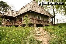 [P05] O csa cu prispa de jur-imprejur » foto by liviadavidescu
 - 
<span class="allrVoted glyphicon glyphicon-heart hidden" id="av213375"></span>
<a class="m-l-10 hidden" id="sv213375" onclick="voting_Foto_DelVot(,213375,4091)" role="button">șterge vot <span class="glyphicon glyphicon-remove"></span></a>
<a id="v9213375" class=" c-red"  onclick="voting_Foto_SetVot(213375)" role="button"><span class="glyphicon glyphicon-heart-empty"></span> <b>LIKE</b> = Votează poza</a> <img class="hidden"  id="f213375W9" src="/imagini/loader.gif" border="0" /><span class="AjErrMes hidden" id="e213375ErM"></span>