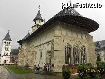 [P09] Manastirea Putna » foto by Liaa*
 - 
<span class="allrVoted glyphicon glyphicon-heart hidden" id="av214650"></span>
<a class="m-l-10 hidden" id="sv214650" onclick="voting_Foto_DelVot(,214650,4091)" role="button">șterge vot <span class="glyphicon glyphicon-remove"></span></a>
<a id="v9214650" class=" c-red"  onclick="voting_Foto_SetVot(214650)" role="button"><span class="glyphicon glyphicon-heart-empty"></span> <b>LIKE</b> = Votează poza</a> <img class="hidden"  id="f214650W9" src="/imagini/loader.gif" border="0" /><span class="AjErrMes hidden" id="e214650ErM"></span>