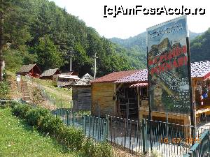 [P04] Cetatea Poienari - Primul panou informativ amplasat la începutul urcușului.  » foto by iulianic
 - 
<span class="allrVoted glyphicon glyphicon-heart hidden" id="av694960"></span>
<a class="m-l-10 hidden" id="sv694960" onclick="voting_Foto_DelVot(,694960,4095)" role="button">șterge vot <span class="glyphicon glyphicon-remove"></span></a>
<a id="v9694960" class=" c-red"  onclick="voting_Foto_SetVot(694960)" role="button"><span class="glyphicon glyphicon-heart-empty"></span> <b>LIKE</b> = Votează poza</a> <img class="hidden"  id="f694960W9" src="/imagini/loader.gif" border="0" /><span class="AjErrMes hidden" id="e694960ErM"></span>