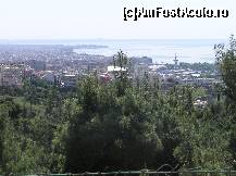 [P18] Salonicul, vazut de pe una dintre culmile sale » foto by pepsi70ro
 - 
<span class="allrVoted glyphicon glyphicon-heart hidden" id="av25111"></span>
<a class="m-l-10 hidden" id="sv25111" onclick="voting_Foto_DelVot(,25111,4165)" role="button">șterge vot <span class="glyphicon glyphicon-remove"></span></a>
<a id="v925111" class=" c-red"  onclick="voting_Foto_SetVot(25111)" role="button"><span class="glyphicon glyphicon-heart-empty"></span> <b>LIKE</b> = Votează poza</a> <img class="hidden"  id="f25111W9" src="/imagini/loader.gif" border="0" /><span class="AjErrMes hidden" id="e25111ErM"></span>