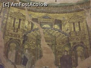 [P22] Picturi aurite în Rotonda » foto by irinad
 - 
<span class="allrVoted glyphicon glyphicon-heart hidden" id="av820134"></span>
<a class="m-l-10 hidden" id="sv820134" onclick="voting_Foto_DelVot(,820134,4165)" role="button">șterge vot <span class="glyphicon glyphicon-remove"></span></a>
<a id="v9820134" class=" c-red"  onclick="voting_Foto_SetVot(820134)" role="button"><span class="glyphicon glyphicon-heart-empty"></span> <b>LIKE</b> = Votează poza</a> <img class="hidden"  id="f820134W9" src="/imagini/loader.gif" border="0" /><span class="AjErrMes hidden" id="e820134ErM"></span>