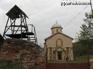 [P13] Biserica mănăstirii Vieroși și clopotnița actuală.  » foto by tata123 🔱
 - 
<span class="allrVoted glyphicon glyphicon-heart hidden" id="av591285"></span>
<a class="m-l-10 hidden" id="sv591285" onclick="voting_Foto_DelVot(,591285,4219)" role="button">șterge vot <span class="glyphicon glyphicon-remove"></span></a>
<a id="v9591285" class=" c-red"  onclick="voting_Foto_SetVot(591285)" role="button"><span class="glyphicon glyphicon-heart-empty"></span> <b>LIKE</b> = Votează poza</a> <img class="hidden"  id="f591285W9" src="/imagini/loader.gif" border="0" /><span class="AjErrMes hidden" id="e591285ErM"></span>