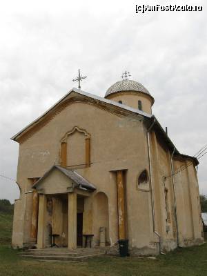 [P06] Biserica mănăstirii Vieroși - elemente arhitecturale deosebite.  » foto by tata123 🔱
 - 
<span class="allrVoted glyphicon glyphicon-heart hidden" id="av591278"></span>
<a class="m-l-10 hidden" id="sv591278" onclick="voting_Foto_DelVot(,591278,4219)" role="button">șterge vot <span class="glyphicon glyphicon-remove"></span></a>
<a id="v9591278" class=" c-red"  onclick="voting_Foto_SetVot(591278)" role="button"><span class="glyphicon glyphicon-heart-empty"></span> <b>LIKE</b> = Votează poza</a> <img class="hidden"  id="f591278W9" src="/imagini/loader.gif" border="0" /><span class="AjErrMes hidden" id="e591278ErM"></span>