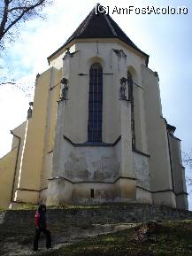 [P05] Biserica din Deal...aici il veti intalni pe Alin si povestile lui minunate...ati citit 'Omul frumos' de Dan Puric?...e unu' si aici:)) » foto by turist_calatorescu*
 - 
<span class="allrVoted glyphicon glyphicon-heart hidden" id="av33715"></span>
<a class="m-l-10 hidden" id="sv33715" onclick="voting_Foto_DelVot(,33715,4223)" role="button">șterge vot <span class="glyphicon glyphicon-remove"></span></a>
<a id="v933715" class=" c-red"  onclick="voting_Foto_SetVot(33715)" role="button"><span class="glyphicon glyphicon-heart-empty"></span> <b>LIKE</b> = Votează poza</a> <img class="hidden"  id="f33715W9" src="/imagini/loader.gif" border="0" /><span class="AjErrMes hidden" id="e33715ErM"></span>