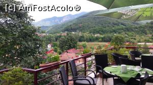 [P14] panorama superba de pe terasa exterioara comuna restaurant+spa » foto by Chloe
 - 
<span class="allrVoted glyphicon glyphicon-heart hidden" id="av763975"></span>
<a class="m-l-10 hidden" id="sv763975" onclick="voting_Foto_DelVot(,763975,4242)" role="button">șterge vot <span class="glyphicon glyphicon-remove"></span></a>
<a id="v9763975" class=" c-red"  onclick="voting_Foto_SetVot(763975)" role="button"><span class="glyphicon glyphicon-heart-empty"></span> <b>LIKE</b> = Votează poza</a> <img class="hidden"  id="f763975W9" src="/imagini/loader.gif" border="0" /><span class="AjErrMes hidden" id="e763975ErM"></span>