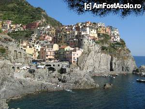 [P15] Manarola » foto by vlado2
 - 
<span class="allrVoted glyphicon glyphicon-heart hidden" id="av456379"></span>
<a class="m-l-10 hidden" id="sv456379" onclick="voting_Foto_DelVot(,456379,4285)" role="button">șterge vot <span class="glyphicon glyphicon-remove"></span></a>
<a id="v9456379" class=" c-red"  onclick="voting_Foto_SetVot(456379)" role="button"><span class="glyphicon glyphicon-heart-empty"></span> <b>LIKE</b> = Votează poza</a> <img class="hidden"  id="f456379W9" src="/imagini/loader.gif" border="0" /><span class="AjErrMes hidden" id="e456379ErM"></span>