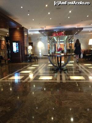 [P06] lobby hotel » foto by ailynuka
 - 
<span class="allrVoted glyphicon glyphicon-heart hidden" id="av695848"></span>
<a class="m-l-10 hidden" id="sv695848" onclick="voting_Foto_DelVot(,695848,4325)" role="button">șterge vot <span class="glyphicon glyphicon-remove"></span></a>
<a id="v9695848" class=" c-red"  onclick="voting_Foto_SetVot(695848)" role="button"><span class="glyphicon glyphicon-heart-empty"></span> <b>LIKE</b> = Votează poza</a> <img class="hidden"  id="f695848W9" src="/imagini/loader.gif" border="0" /><span class="AjErrMes hidden" id="e695848ErM"></span>