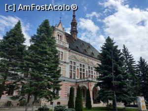[P03] Palatul Administrativ, Deva, văzut din fața intrării în parc. » foto by maryka
 - 
<span class="allrVoted glyphicon glyphicon-heart hidden" id="av1232413"></span>
<a class="m-l-10 hidden" id="sv1232413" onclick="voting_Foto_DelVot(,1232413,4370)" role="button">șterge vot <span class="glyphicon glyphicon-remove"></span></a>
<a id="v91232413" class=" c-red"  onclick="voting_Foto_SetVot(1232413)" role="button"><span class="glyphicon glyphicon-heart-empty"></span> <b>LIKE</b> = Votează poza</a> <img class="hidden"  id="f1232413W9" src="/imagini/loader.gif" border="0" /><span class="AjErrMes hidden" id="e1232413ErM"></span>