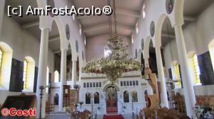 [P03] Agia Paraskevii, din localitatea cu același nume. Interior » foto by Costi
 - 
<span class="allrVoted glyphicon glyphicon-heart hidden" id="av866887"></span>
<a class="m-l-10 hidden" id="sv866887" onclick="voting_Foto_DelVot(,866887,4378)" role="button">șterge vot <span class="glyphicon glyphicon-remove"></span></a>
<a id="v9866887" class=" c-red"  onclick="voting_Foto_SetVot(866887)" role="button"><span class="glyphicon glyphicon-heart-empty"></span> <b>LIKE</b> = Votează poza</a> <img class="hidden"  id="f866887W9" src="/imagini/loader.gif" border="0" /><span class="AjErrMes hidden" id="e866887ErM"></span>