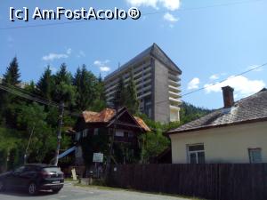 [P23] Hotelul Lotru » foto by Yoda
 - 
<span class="allrVoted glyphicon glyphicon-heart hidden" id="av1281968"></span>
<a class="m-l-10 hidden" id="sv1281968" onclick="voting_Foto_DelVot(,1281968,4398)" role="button">șterge vot <span class="glyphicon glyphicon-remove"></span></a>
<a id="v91281968" class=" c-red"  onclick="voting_Foto_SetVot(1281968)" role="button"><span class="glyphicon glyphicon-heart-empty"></span> <b>LIKE</b> = Votează poza</a> <img class="hidden"  id="f1281968W9" src="/imagini/loader.gif" border="0" /><span class="AjErrMes hidden" id="e1281968ErM"></span>