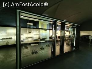 [P13] Expoziția de corpuri de iluminat folosite în minerit. » foto by tata123 🔱
 - 
<span class="allrVoted glyphicon glyphicon-heart hidden" id="av1344080"></span>
<a class="m-l-10 hidden" id="sv1344080" onclick="voting_Foto_DelVot(,1344080,4402)" role="button">șterge vot <span class="glyphicon glyphicon-remove"></span></a>
<a id="v91344080" class=" c-red"  onclick="voting_Foto_SetVot(1344080)" role="button"><span class="glyphicon glyphicon-heart-empty"></span> <b>LIKE</b> = Votează poza</a> <img class="hidden"  id="f1344080W9" src="/imagini/loader.gif" border="0" /><span class="AjErrMes hidden" id="e1344080ErM"></span>