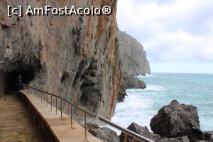 [P09] Mallorca, Spre Canionul Torrent de Pareis, ieșire din tunel » foto by mprofeanu
 - 
<span class="allrVoted glyphicon glyphicon-heart hidden" id="av1290246"></span>
<a class="m-l-10 hidden" id="sv1290246" onclick="voting_Foto_DelVot(,1290246,4407)" role="button">șterge vot <span class="glyphicon glyphicon-remove"></span></a>
<a id="v91290246" class=" c-red"  onclick="voting_Foto_SetVot(1290246)" role="button"><span class="glyphicon glyphicon-heart-empty"></span> <b>LIKE</b> = Votează poza</a> <img class="hidden"  id="f1290246W9" src="/imagini/loader.gif" border="0" /><span class="AjErrMes hidden" id="e1290246ErM"></span>