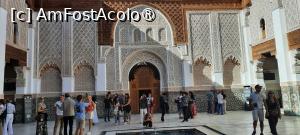 [P48] Marrakech, Medresa Ben Youssef, Curtea Centrală, Ziduri bogat împodobite cu lemn sculptat, stuc și zellige și ușa de lemn de la intrare » foto by mprofeanu
 - 
<span class="allrVoted glyphicon glyphicon-heart hidden" id="av1505106"></span>
<a class="m-l-10 hidden" id="sv1505106" onclick="voting_Foto_DelVot(,1505106,4416)" role="button">șterge vot <span class="glyphicon glyphicon-remove"></span></a>
<a id="v91505106" class=" c-red"  onclick="voting_Foto_SetVot(1505106)" role="button"><span class="glyphicon glyphicon-heart-empty"></span> <b>LIKE</b> = Votează poza</a> <img class="hidden"  id="f1505106W9" src="/imagini/loader.gif" border="0" /><span class="AjErrMes hidden" id="e1505106ErM"></span>
