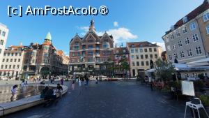 [P48] Copenhaga - piața Kultorvet » foto by Dragoș_MD
 - 
<span class="allrVoted glyphicon glyphicon-heart hidden" id="av1512566"></span>
<a class="m-l-10 hidden" id="sv1512566" onclick="voting_Foto_DelVot(,1512566,4424)" role="button">șterge vot <span class="glyphicon glyphicon-remove"></span></a>
<a id="v91512566" class=" c-red"  onclick="voting_Foto_SetVot(1512566)" role="button"><span class="glyphicon glyphicon-heart-empty"></span> <b>LIKE</b> = Votează poza</a> <img class="hidden"  id="f1512566W9" src="/imagini/loader.gif" border="0" /><span class="AjErrMes hidden" id="e1512566ErM"></span>