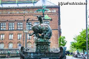 [P02] Fantana cu dragon ce se afla in fata primariei si aproape de statuia lui H. C. Andersen » foto by DOINITA
 - 
<span class="allrVoted glyphicon glyphicon-heart hidden" id="av631493"></span>
<a class="m-l-10 hidden" id="sv631493" onclick="voting_Foto_DelVot(,631493,4424)" role="button">șterge vot <span class="glyphicon glyphicon-remove"></span></a>
<a id="v9631493" class=" c-red"  onclick="voting_Foto_SetVot(631493)" role="button"><span class="glyphicon glyphicon-heart-empty"></span> <b>LIKE</b> = Votează poza</a> <img class="hidden"  id="f631493W9" src="/imagini/loader.gif" border="0" /><span class="AjErrMes hidden" id="e631493ErM"></span>