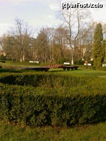 [P16] Gradina Publica din Galati - fotografie din 2010 cu sculpturi moderne sin parc » foto by valimi
 - 
<span class="allrVoted glyphicon glyphicon-heart hidden" id="av171779"></span>
<a class="m-l-10 hidden" id="sv171779" onclick="voting_Foto_DelVot(,171779,4457)" role="button">șterge vot <span class="glyphicon glyphicon-remove"></span></a>
<a id="v9171779" class=" c-red"  onclick="voting_Foto_SetVot(171779)" role="button"><span class="glyphicon glyphicon-heart-empty"></span> <b>LIKE</b> = Votează poza</a> <img class="hidden"  id="f171779W9" src="/imagini/loader.gif" border="0" /><span class="AjErrMes hidden" id="e171779ErM"></span>