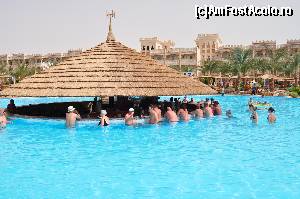 [P14] Barul de la piscina!  » foto by Alesia2891
 - 
<span class="allrVoted glyphicon glyphicon-heart hidden" id="av503668"></span>
<a class="m-l-10 hidden" id="sv503668" onclick="voting_Foto_DelVot(,503668,4459)" role="button">șterge vot <span class="glyphicon glyphicon-remove"></span></a>
<a id="v9503668" class=" c-red"  onclick="voting_Foto_SetVot(503668)" role="button"><span class="glyphicon glyphicon-heart-empty"></span> <b>LIKE</b> = Votează poza</a> <img class="hidden"  id="f503668W9" src="/imagini/loader.gif" border="0" /><span class="AjErrMes hidden" id="e503668ErM"></span>